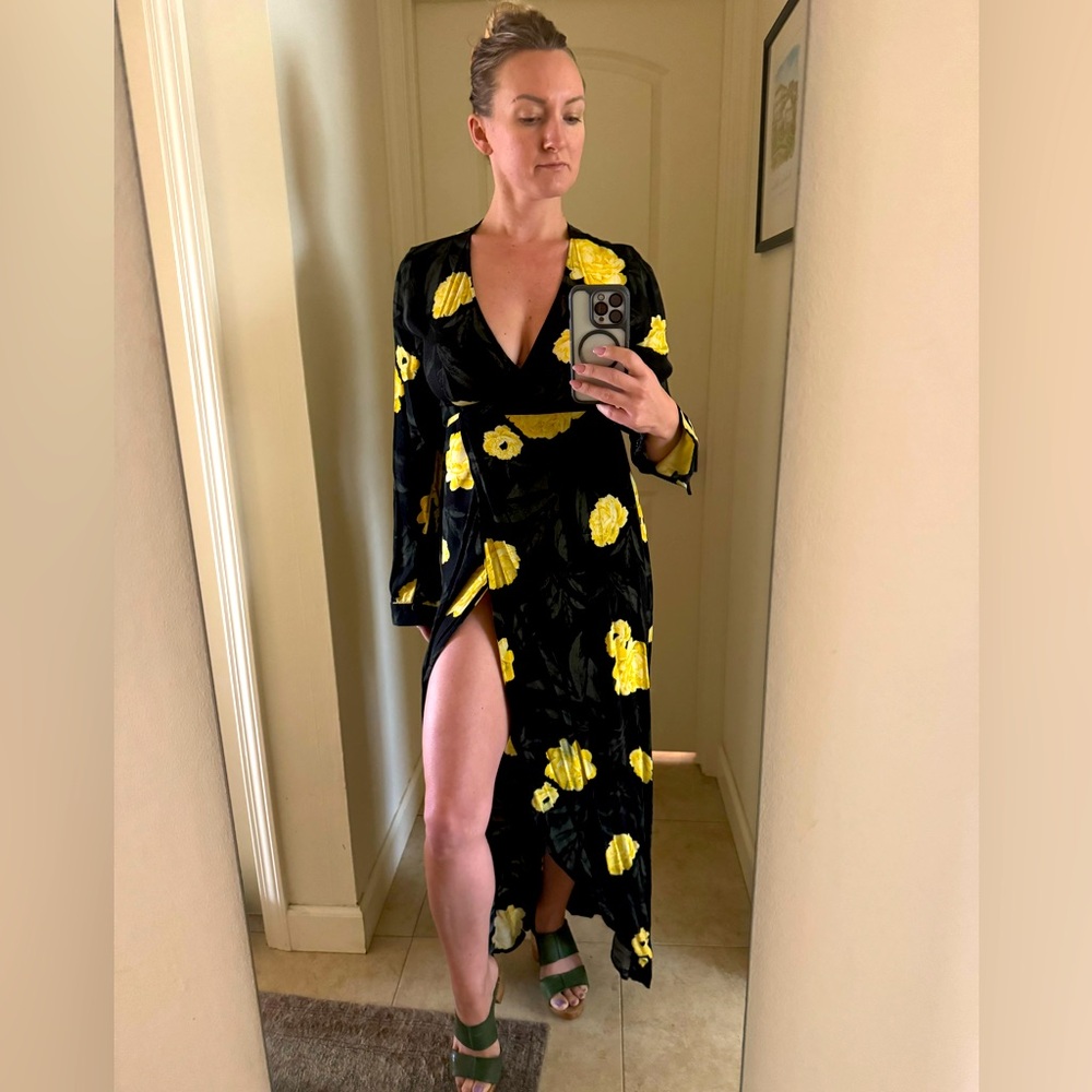 Lulus Floral long sleeve wrap dress